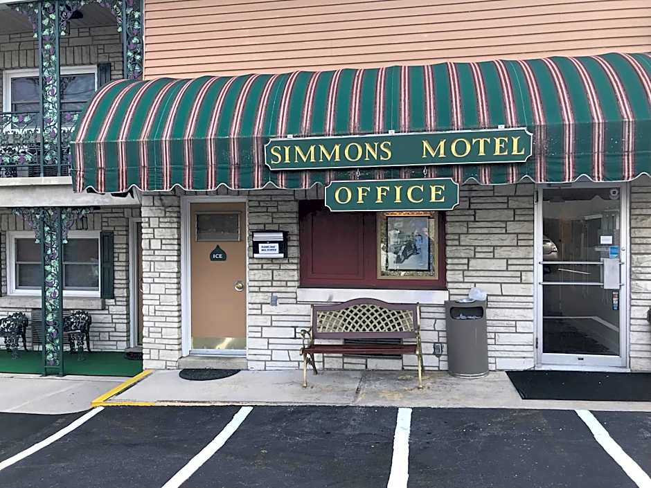 Simmons Motel and Suites