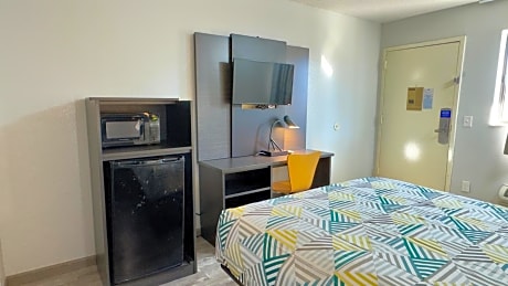 Double Room - Non-Smoking