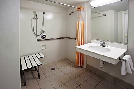Double Room with Two Double Beds and Roll-In Shower - Mobility Access/Non-Smoking