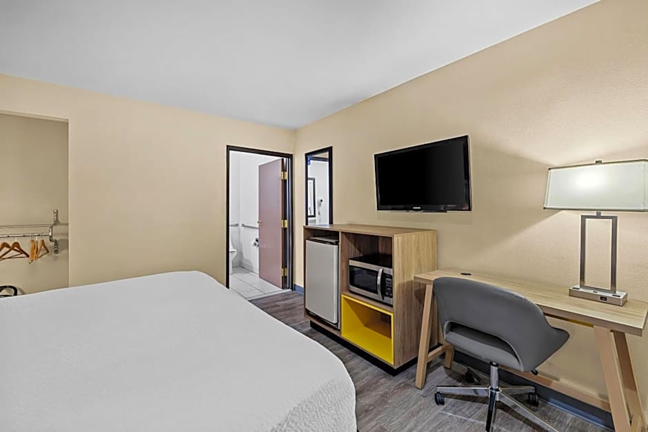 Days Inn by Wyndham Tucson Airport