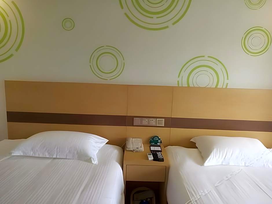 GreenTree Inn Zhejiang Ningbo South Railway Station Express Hotel