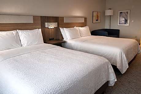 Queen Suite with Two Queen Beds and Mobility Accessible Roll-In Shower