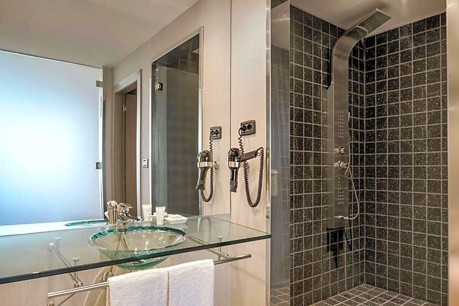 AC Hotel by Marriott Pisa