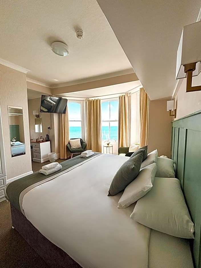 Clarence House Hotel