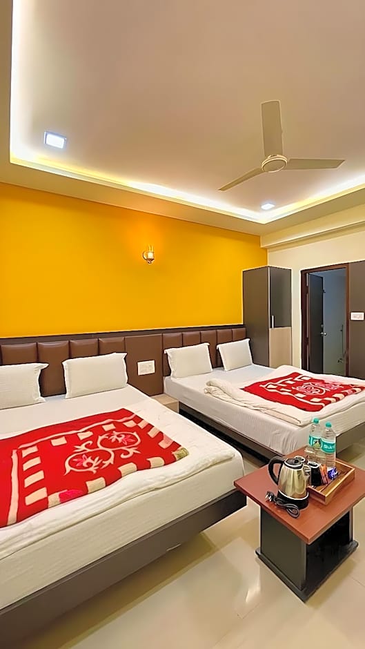Hotel Ashapura Palace