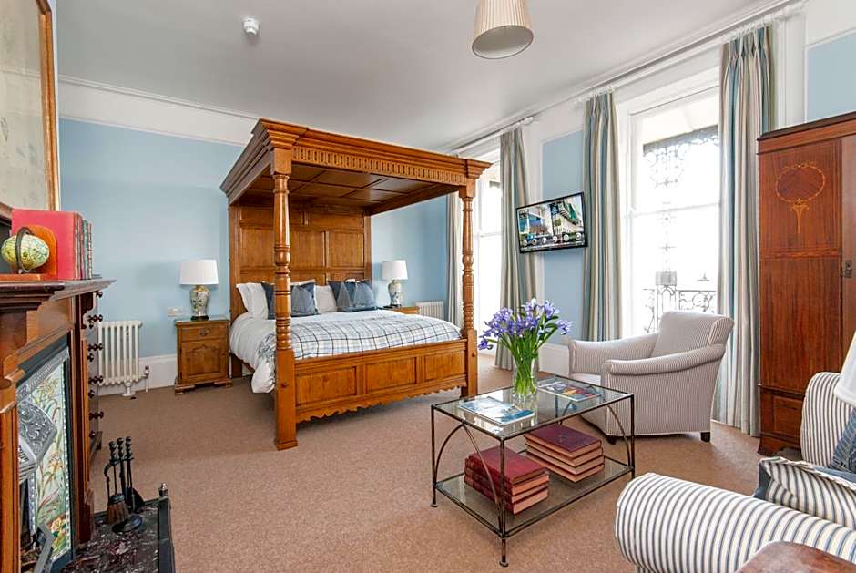 The Royal Harbour Hotel