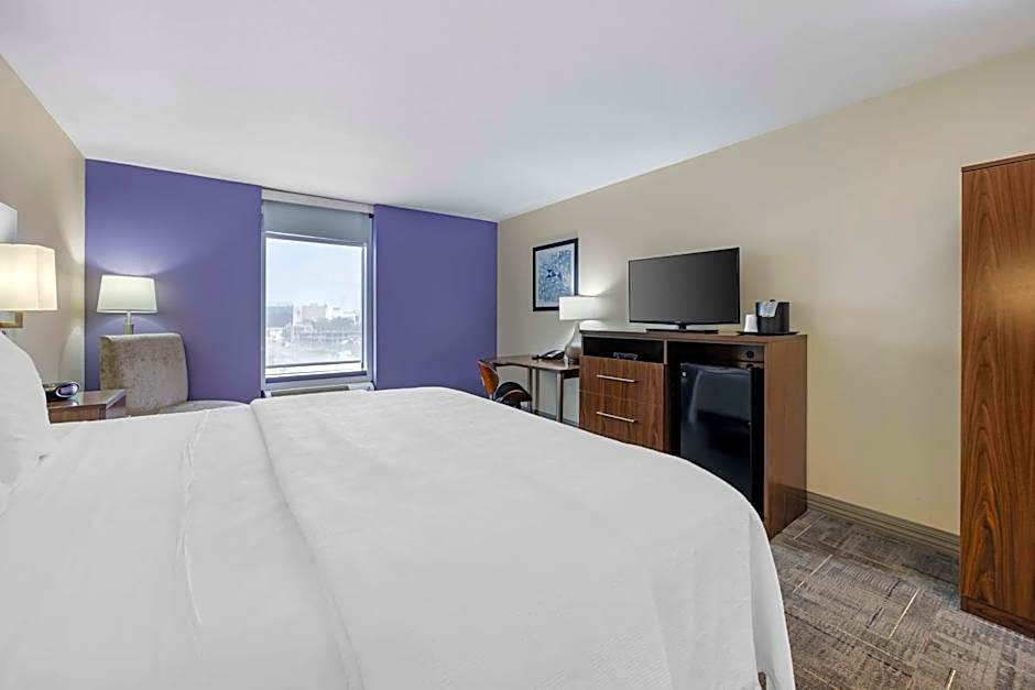 Best Western Plus Gen X Inn