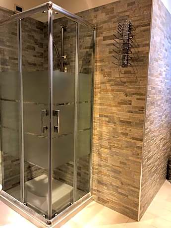 Basic Triple Room