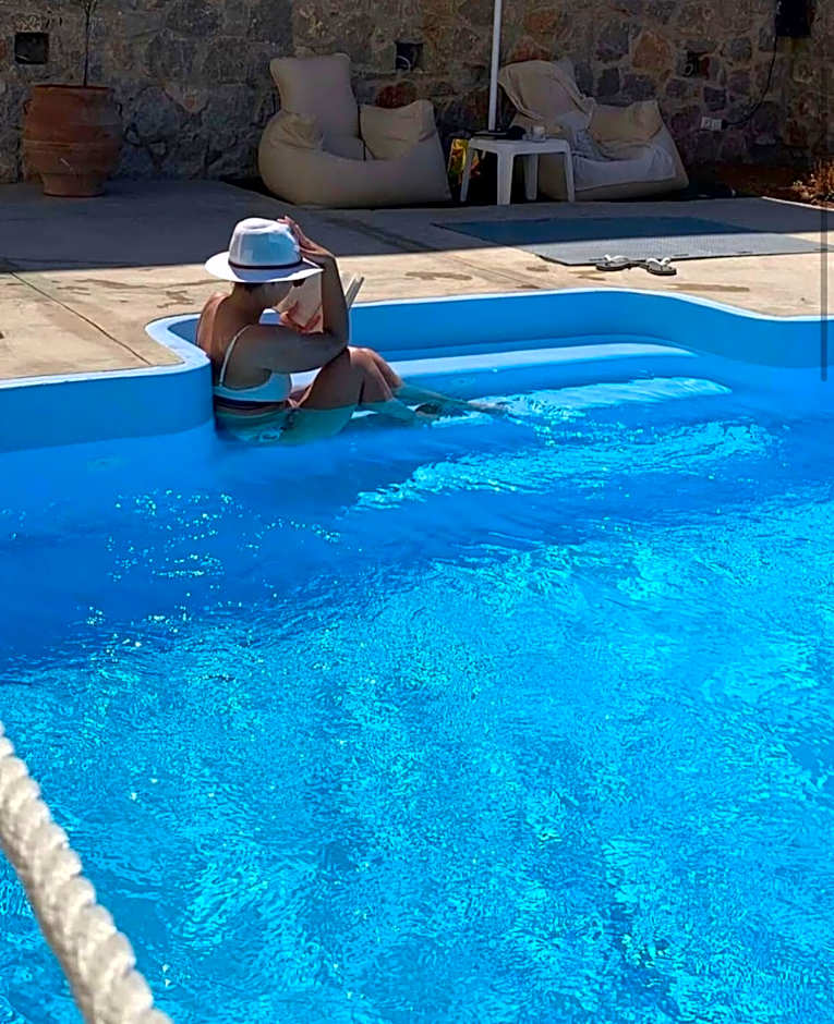 Koukounari Apartments