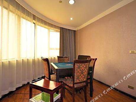 Qiuguo X Hotel (Qianjiang Zhanghua Middle Road Central Hospital Branch)