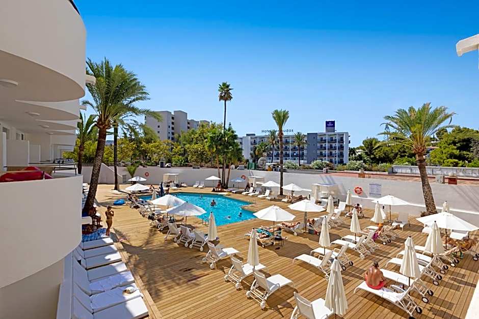 Palmanova Beach Apartments by TRH