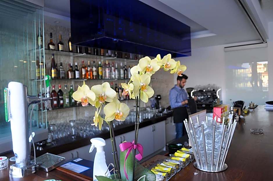 Melina Bay Boutique Hotel