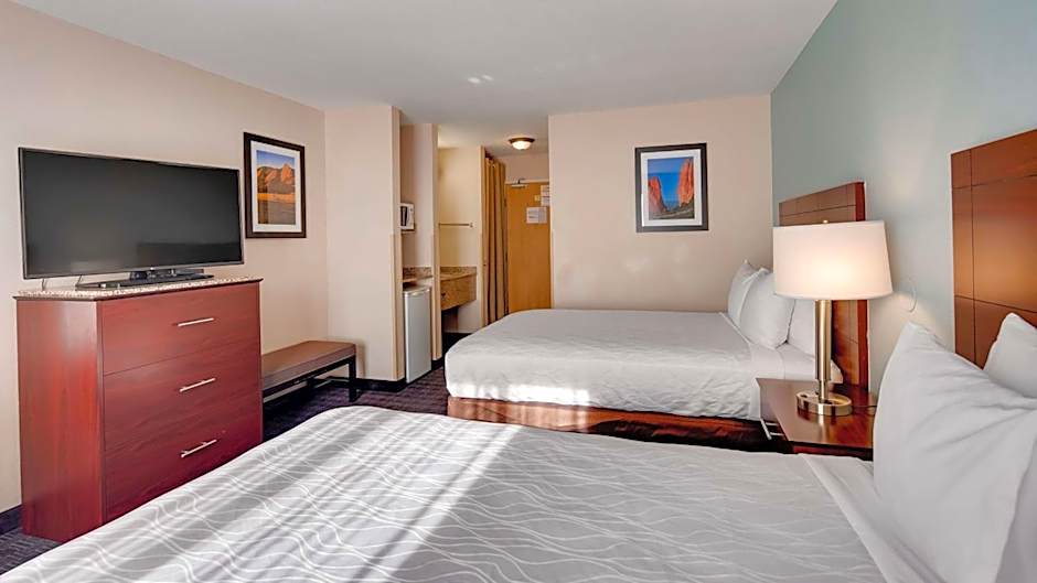 Best Western Plus Gateway Inn & Suites