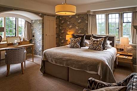 Double or twin Lake View Room