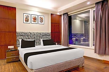 Super Townhouse Oak New Delhi Central Railway Junction Formerly Uppal International