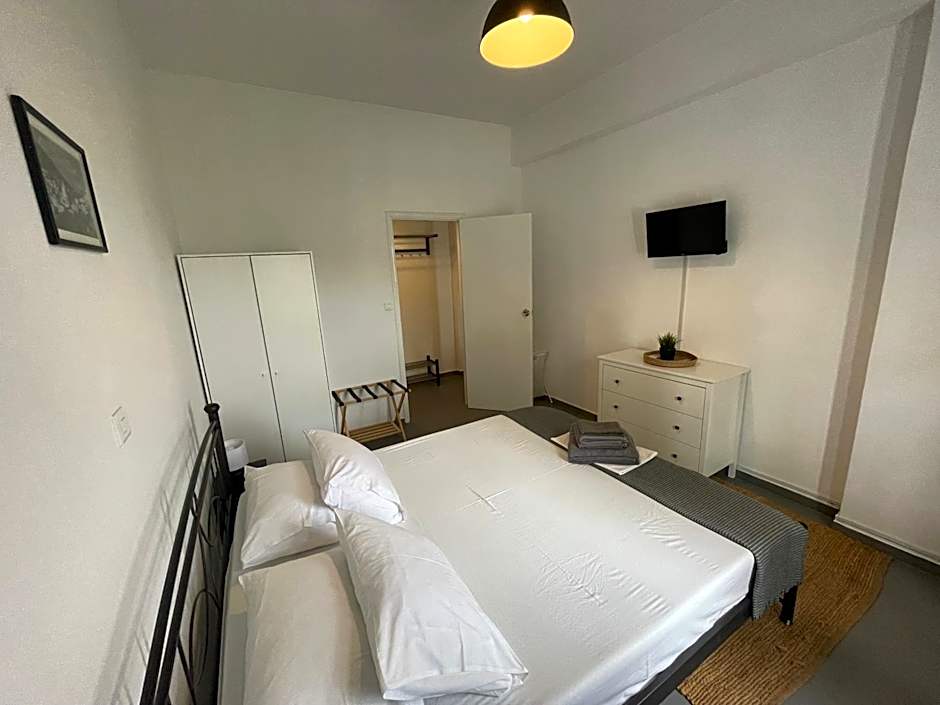 Spanos Apartments - Panteli