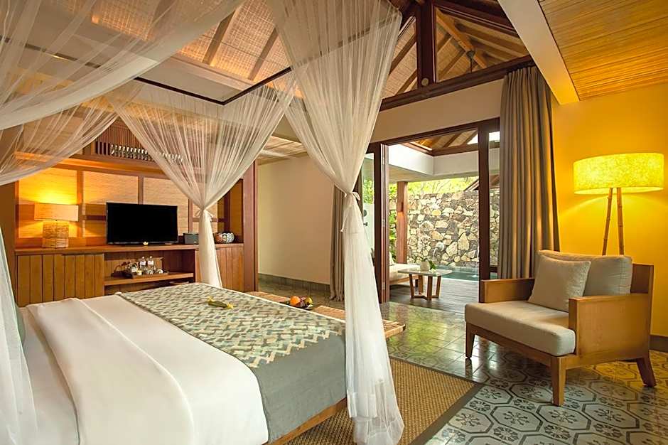 Photo 1 of 14 of Villa