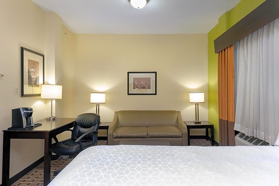 Holiday Inn Express & Suites - Atlanta Downtown by IHG