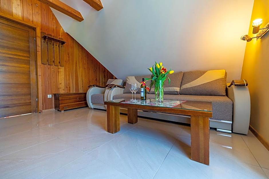 Apartamenty i Pokoje w Willi na Ubocy