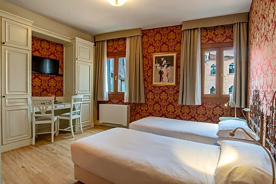 Hotel La Fenice et Des Artistes