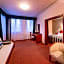 GRAND RELAX Spa & Wellness & Beer Spa & Thermal Spa in Hotel Meteor Plaza Prague - Since 1307