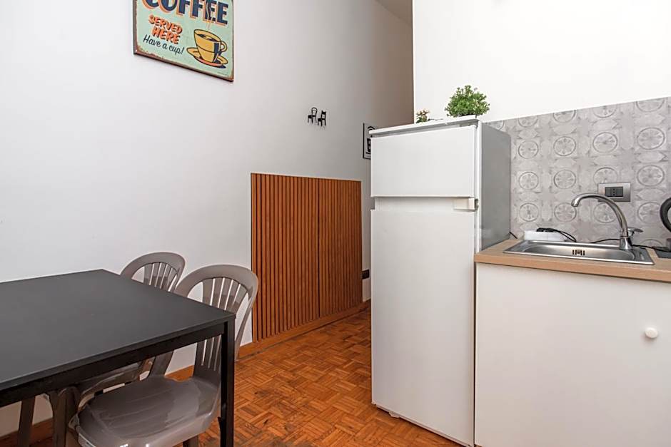 Inside Chiaia Rooms