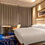 Easeland Hotel