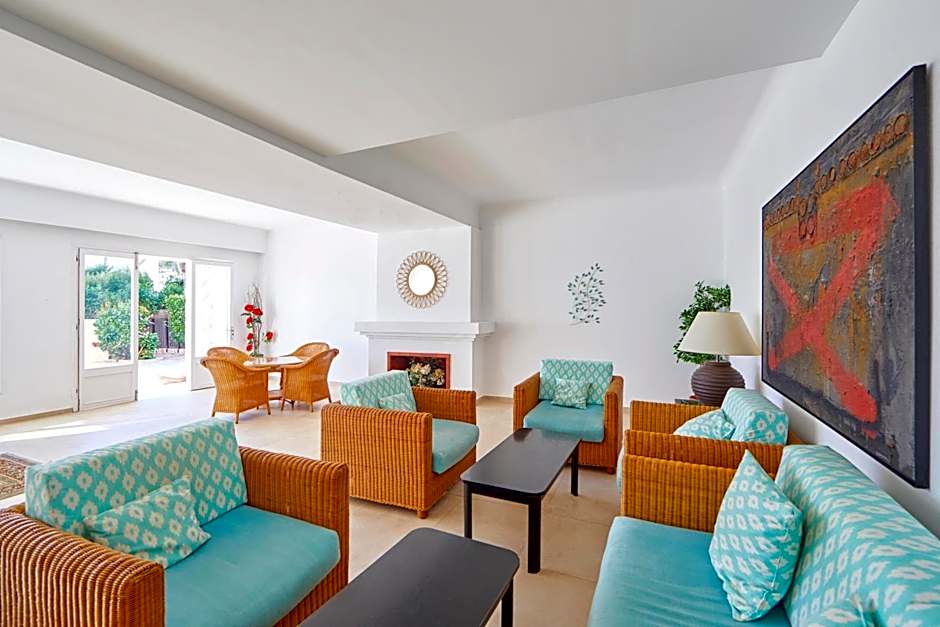 Gavimar Cala Gran Hotel and Apartments