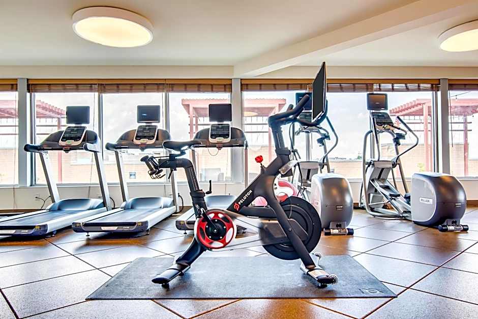 Hilton Garden Inn Alexandria Old Town National Harbor