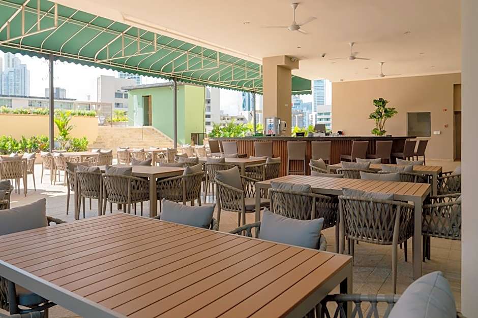 Waymore Hotel Spa & Casino