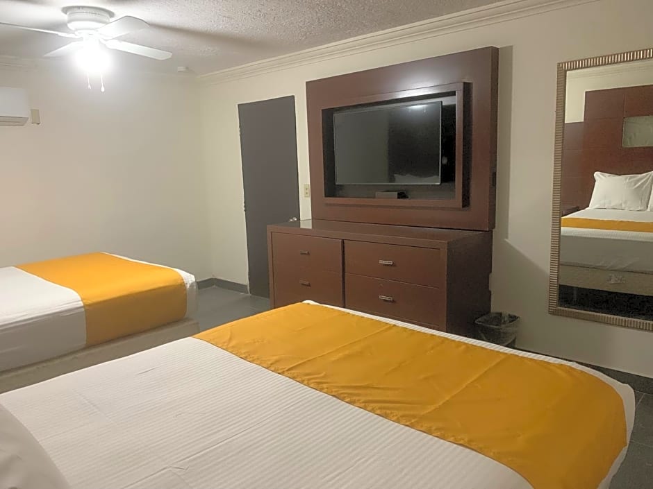 Hotel Los Arcos