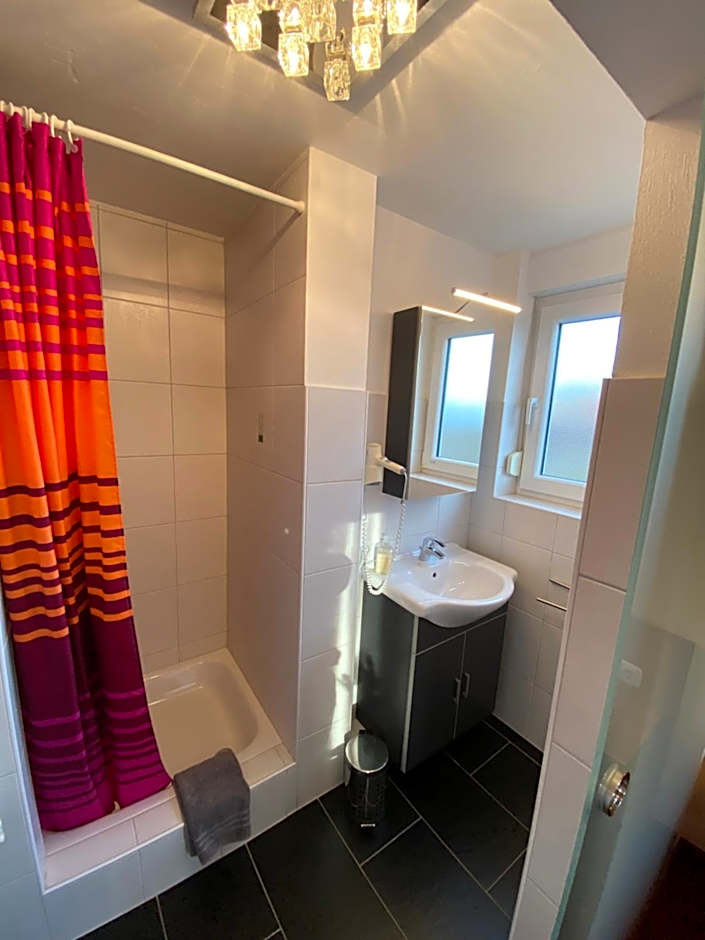 BnB Fliegerhaeusle Hagnau 24h Self Check In