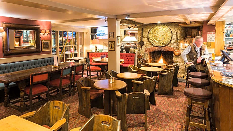 Royal Seven Stars Hotel