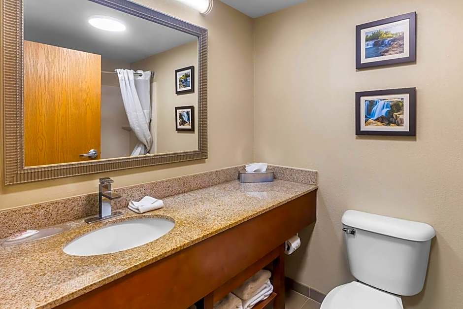 Comfort Inn & Suites Sikeston I-55