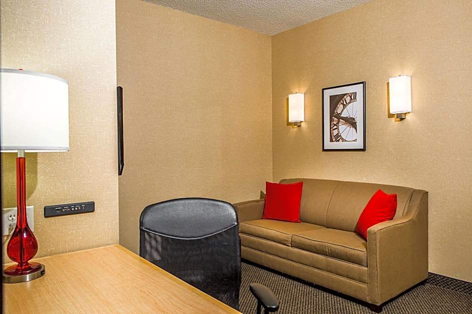 Cambria Hotel Raleigh-Durham Airport