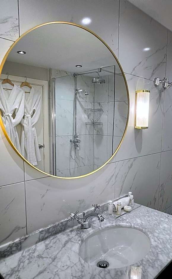 Holdsworth House Hotel