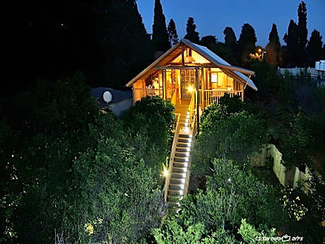 Biktapuz & Klemantina Holiday Homes