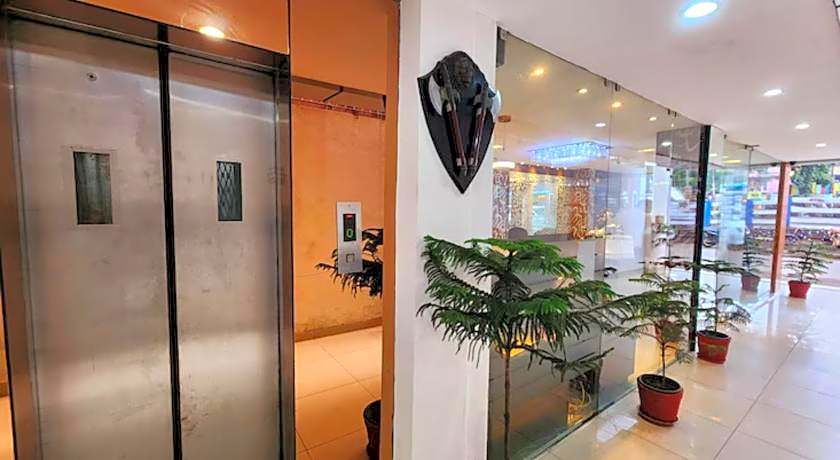 Hotel Lee International