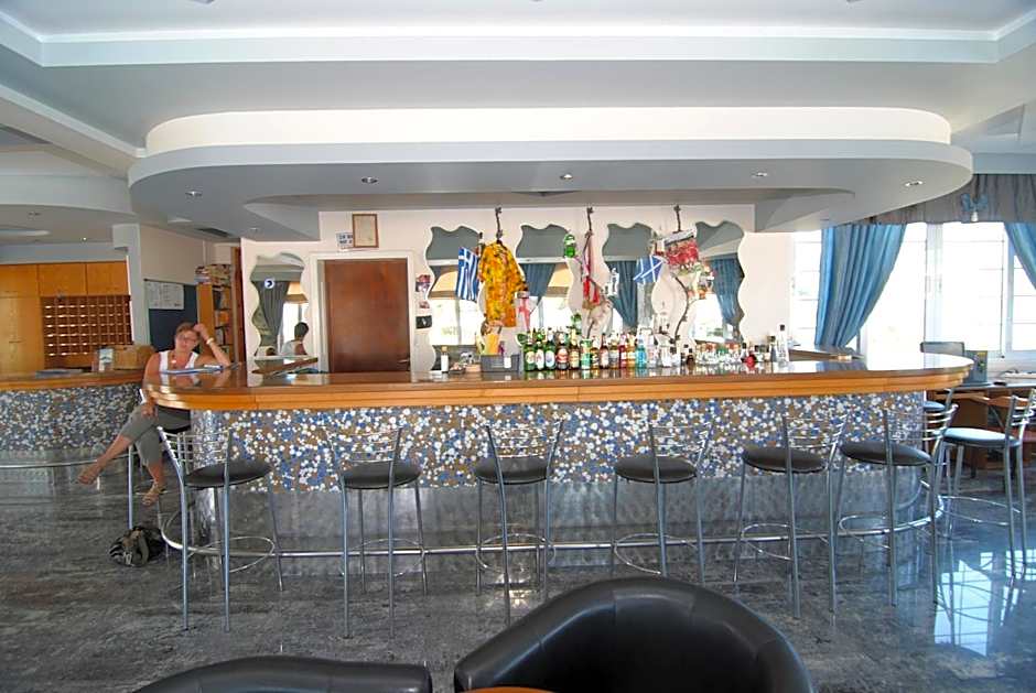 Zeus Hotel