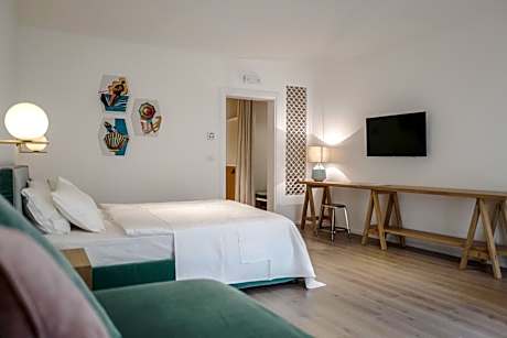 Superior Double Room with Balcony