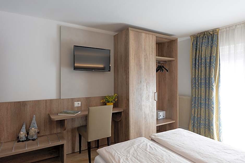 Hotel Alpen