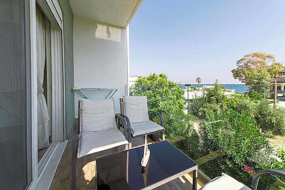 Anelia Boutique Studios & Apartments