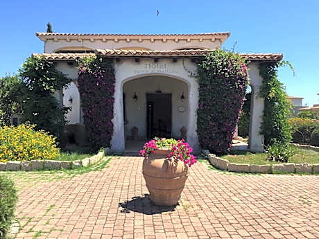 Hotel Terra Di Gallura