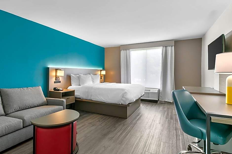 Comfort Inn & Suites