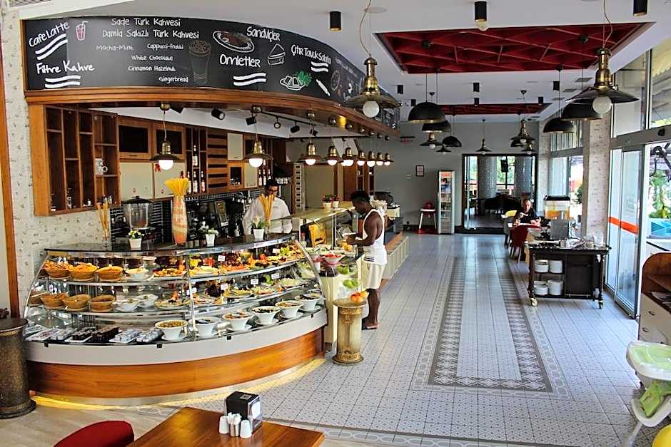 Yol İş Holiday Adana Otel