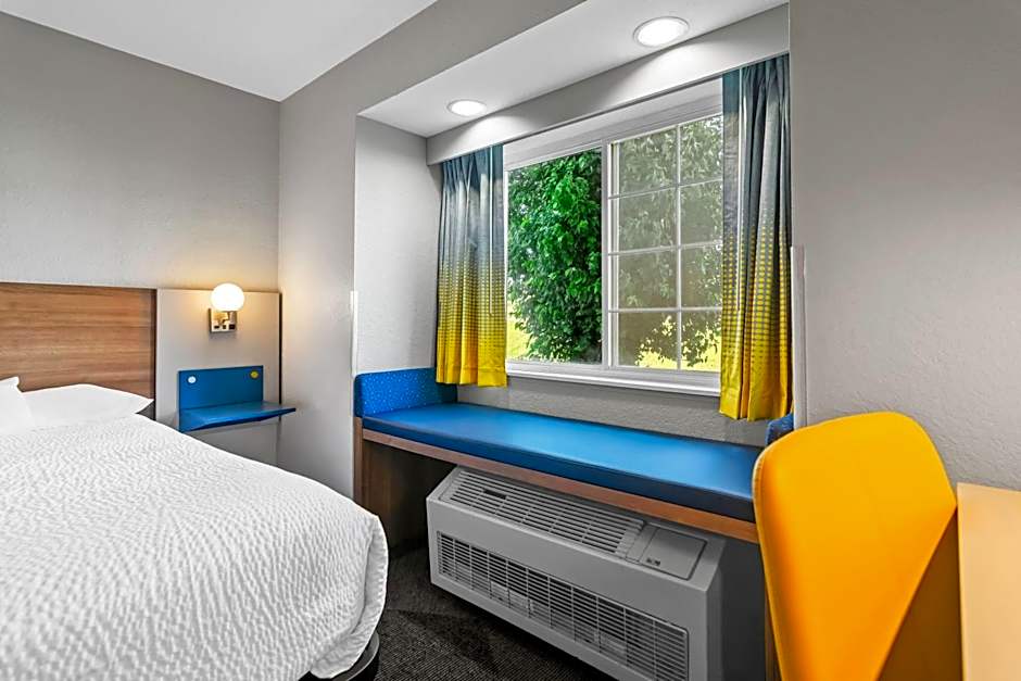 Microtel Inn & Suites By Wyndham Joplin