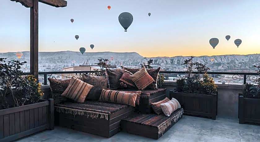 Royal Stone Houses - Goreme