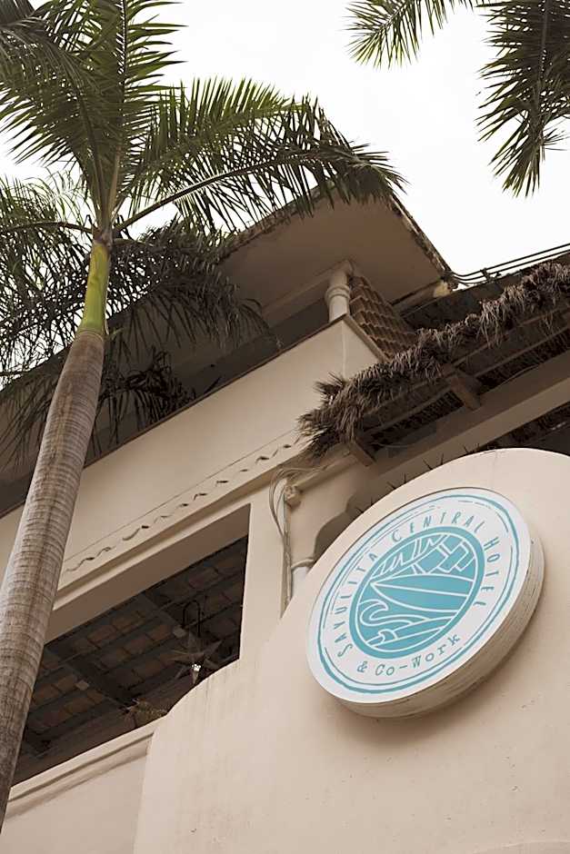 Sayulita Central Hotel