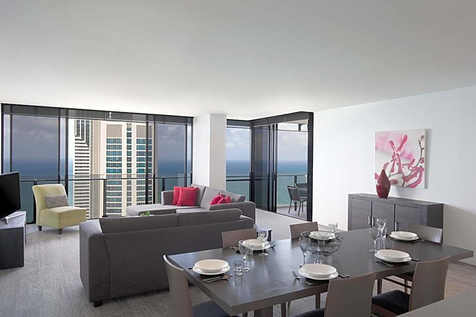 Mantra Circle on Cavill Surfers Paradise