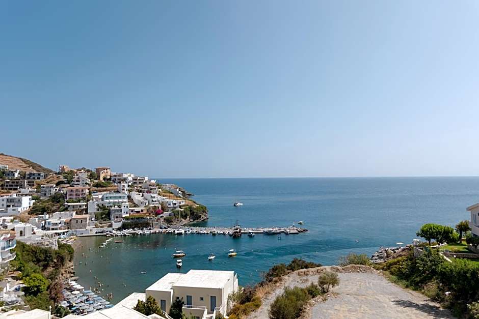 Golden Luxury Suites